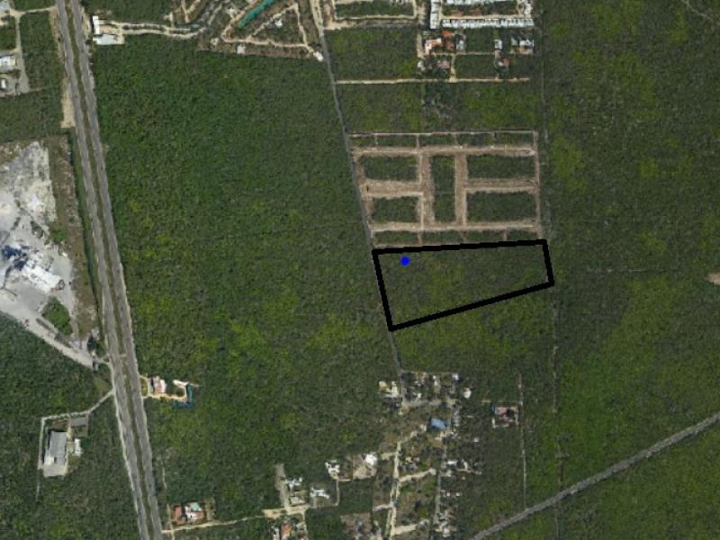 VENTA TERRENO A UN COSTADO ALTOZANO
